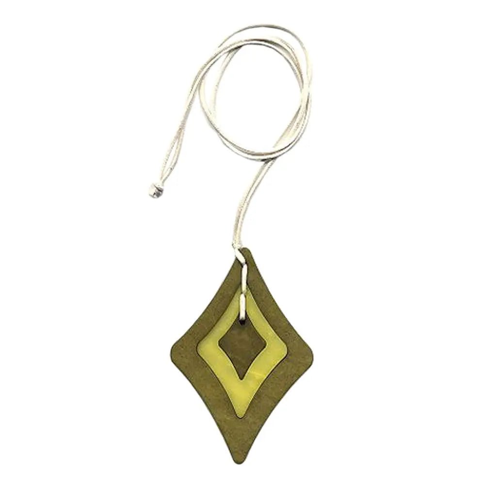 Kette 115x75 Kunststoff Rhombus oliv - und lindgrün Kordel beige - natur 90cm