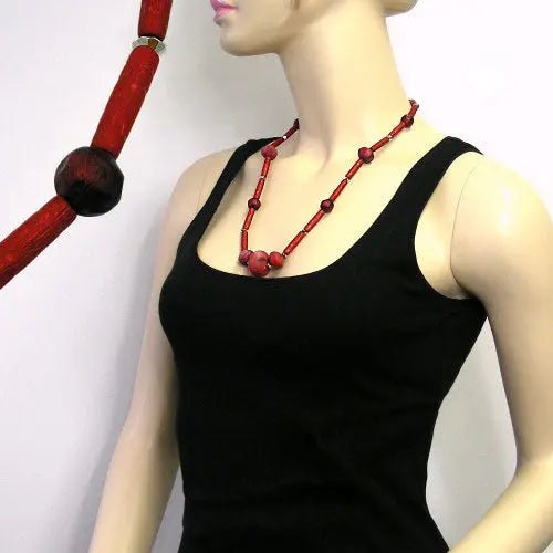 Kette Barock - Röhren Kunststoff rot - metallic mit Tomaten - Perlen rot - marmoriert matt 60cm