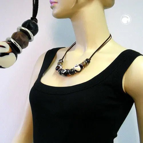 Kette Kunststoffperlen braun - weiß - schwarz Kordel braun 50cm