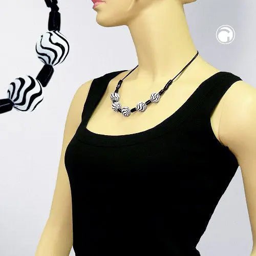 Kette Kunststoffperlen Wellenperle weiß - schwarz Kordel schwarz 50cm