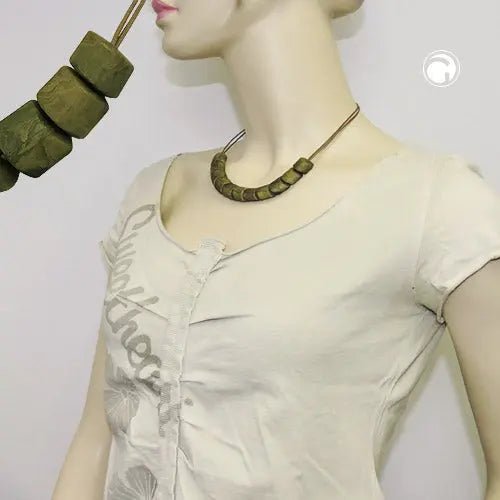 Kette Schrägperle Kunststoff olivgrün - marmoriert Kordel hellbraun 45cm