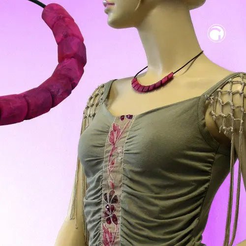 Kette Schrägperle Kunststoff pink - marmoriert - matt Vollgummi schwarz 45cm