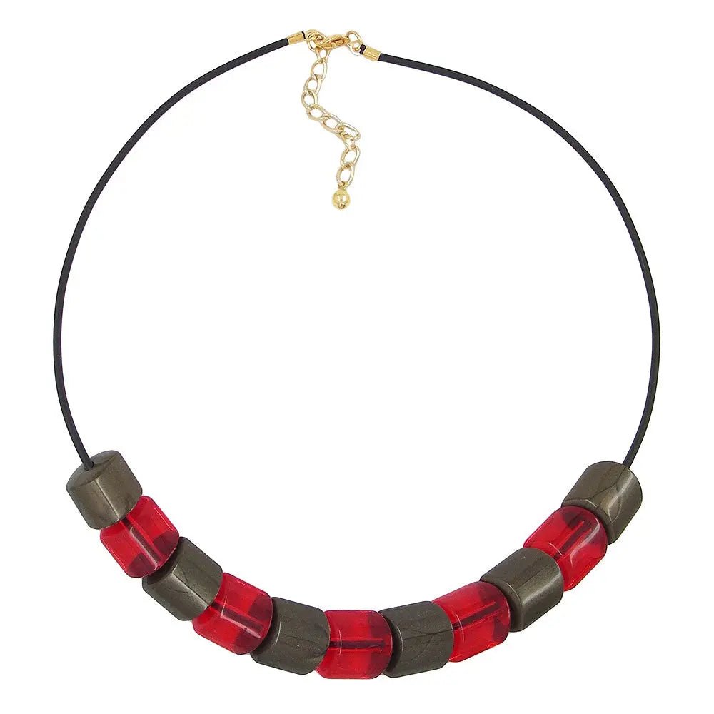 Kette Schrägperle Kunststoff rot - transparent und schlammfarben Vollgummi schwarz 45cm