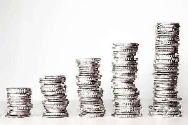 Silber kaufen - Die Zeitlose Faszination des Silbers: Warum Silberkauf eine kluge Investition ist - Joyes Boutique