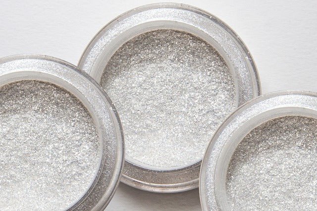 Silber: Das faszinierende Metall mit vielfältigen Eigenschaften und Anwendungen - Joyes Boutique